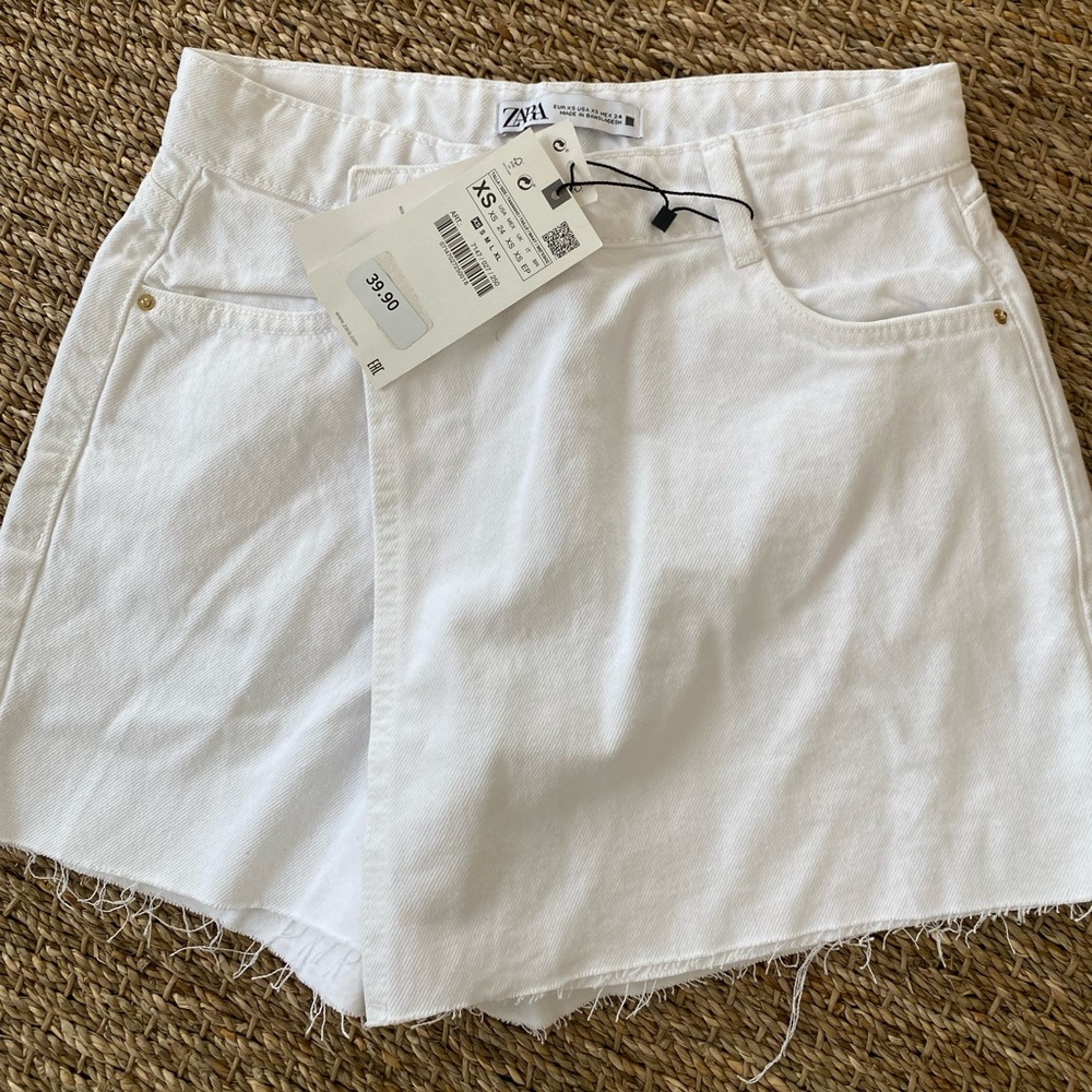 ZARA WHITE DENIM SKORT